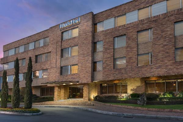 Fachada Hotel Habitel Select Bogotá Fachada Hotel Habitel Select Bogotá